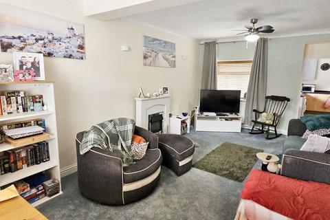 2 bedroom end of terrace house for sale, George Street, Maesteg, CF34