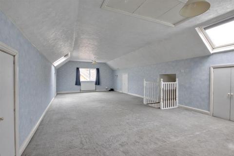 8 Brantingham Close, Cottingham, HU16 5JW