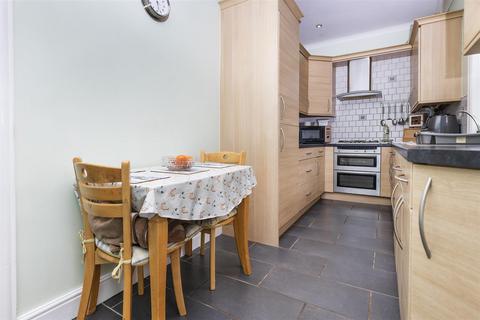 3 bedroom terraced house for sale, Orchard Street West, Huddersfield HD3