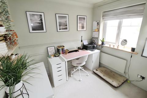 1 Martingale Drive, Leeds, LS10 4TB