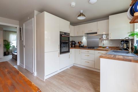 3 bedroom semi-detached house for sale, Bampton OX18
