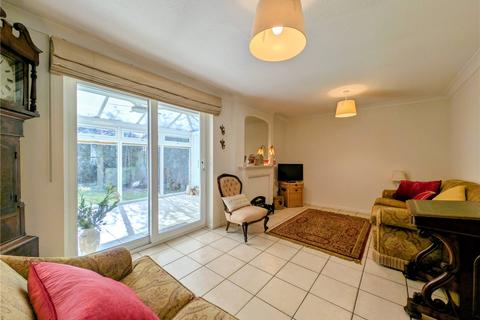 undefined, Court Close, Kidderminster, Worcestershire, DY11