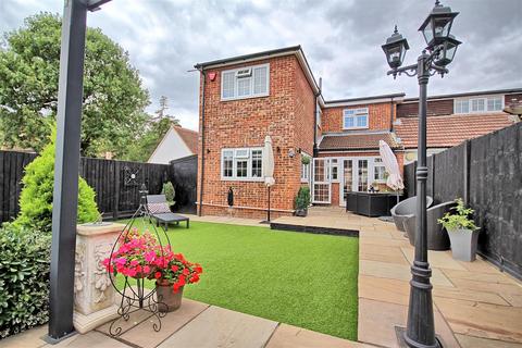 3 bedroom semi-detached house for sale, High Road, High Cross SG11
