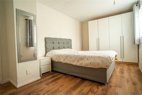 16 Buckhurst Crescent, Walcot, Swindon, SN3 3DA