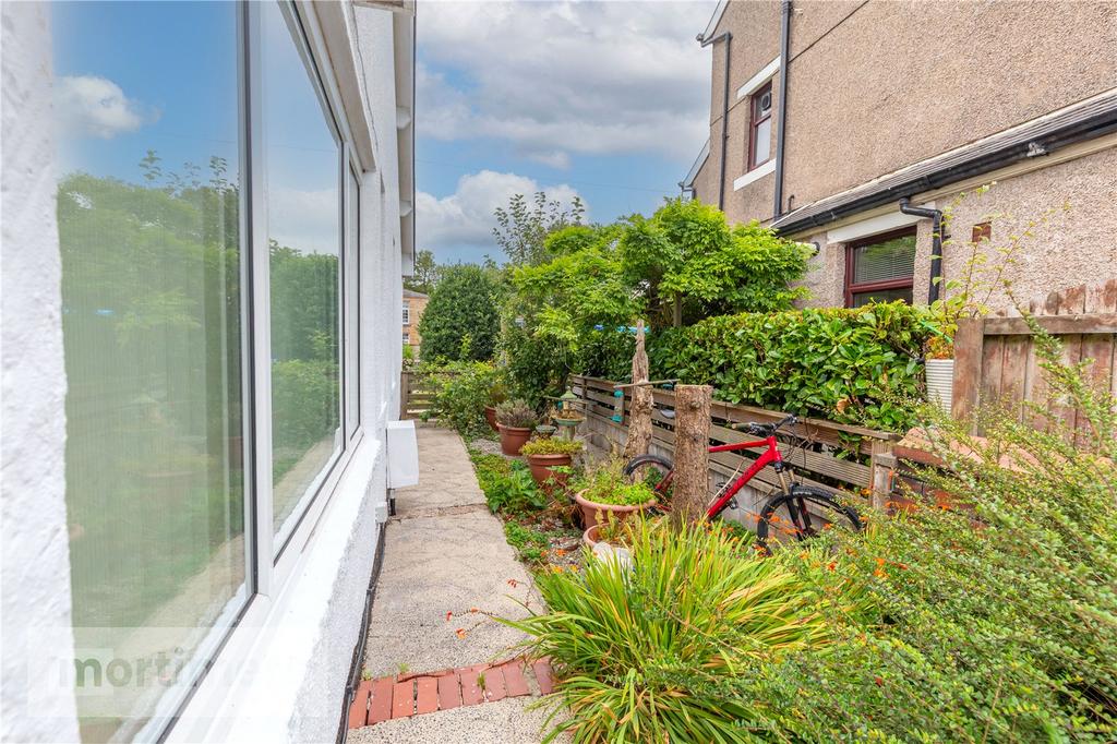 Side Garden