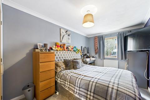 2 bedroom apartment for sale, Hening Avenue, Ipswich, Suffolk, IP3