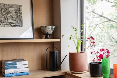 Flat B, 35 Voss Street, London, E2 6HP