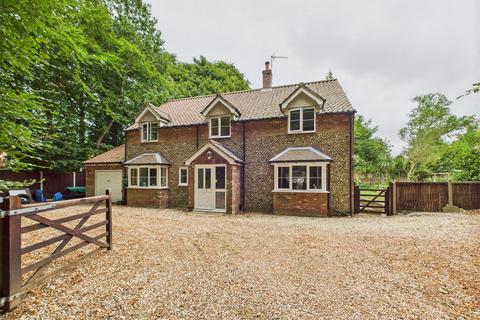 undefined, Sandy Lane, Aylmerton, Norwich