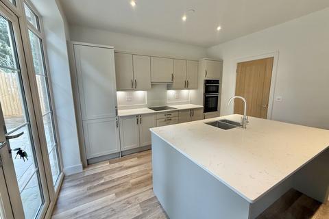 undefined, Woolsbridge Road, Ashley Heath, BH24
