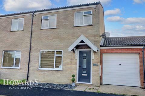 undefined, Porter Road, Long Stratton