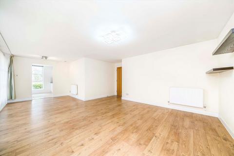 2 bedroom flat for sale, Barrier Point Road, London E16