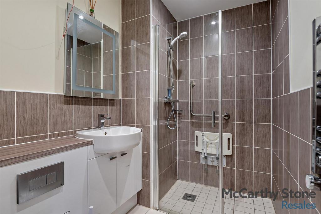 8661004-interior01-800.jpg
