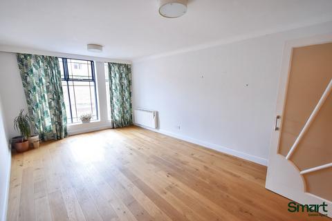 undefined, Exeter EX4