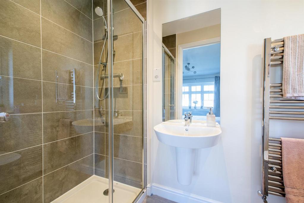 Ensuite