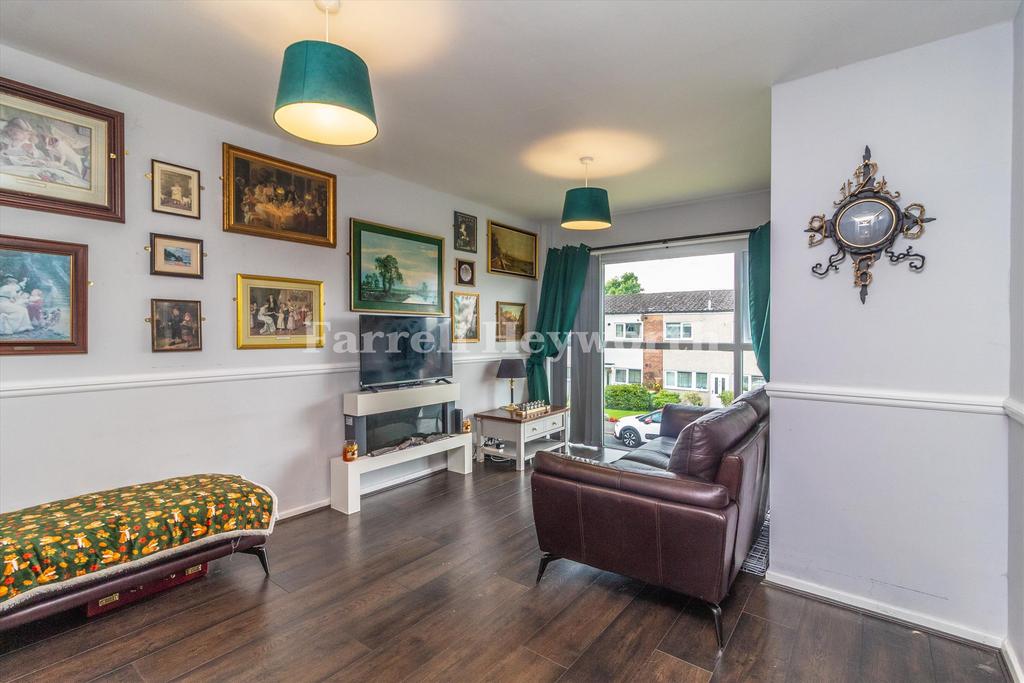 Lounge image 3