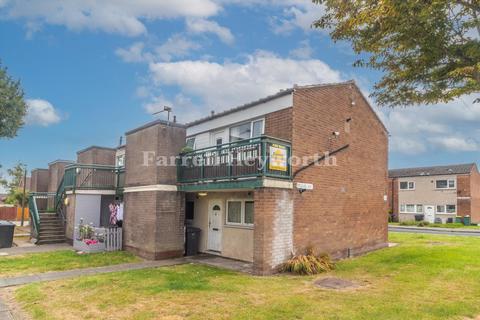 Redcar Avenue, Preston PR2