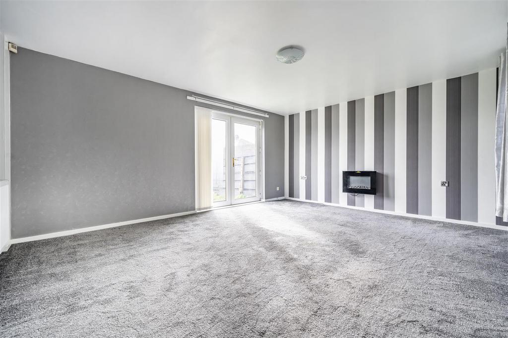 Living/dining room
