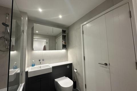 2 bedroom flat to rent, Coster Avenue, London N4