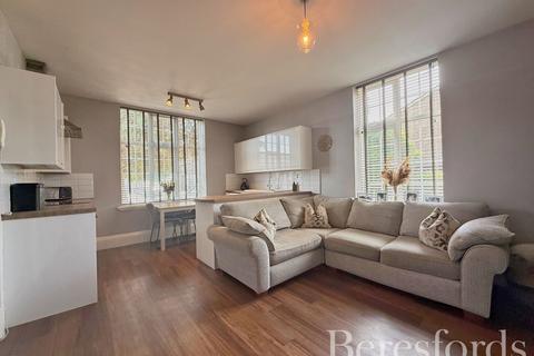 1 bedroom apartment for sale, Astra Close, Hornchurch, RM12