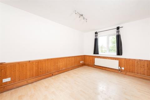 undefined, Sheppards Close, Newport Pagnell, Buckinghamshire, MK16