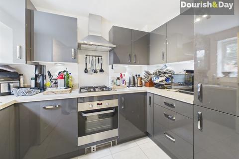 2 bedroom end of terrace house for sale, Avondale Circle, Stafford ST18