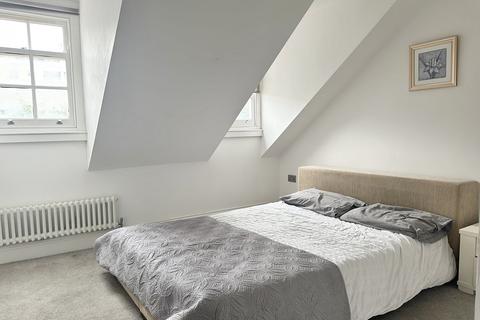undefined, George Street, Hull, HU1