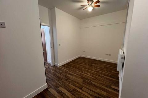 1 bedroom apartment to rent, Arlington Court,Hawtrey close