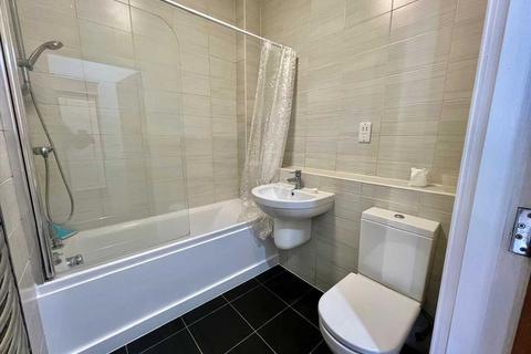 1 bedroom apartment to rent, Arlington Court,Hawtrey close