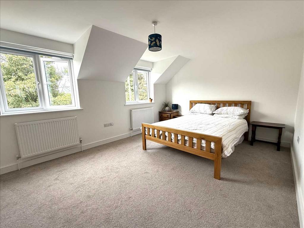 Principal bedroom