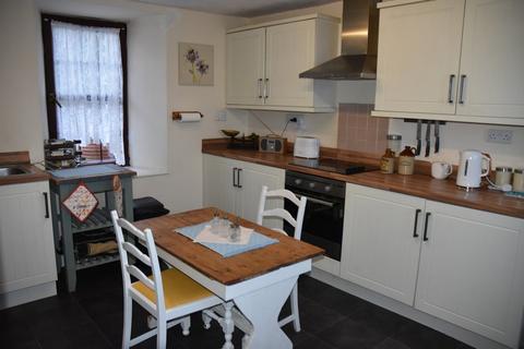 undefined, Y Wern, Newcastle Emlyn