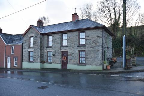 2 bedroom detached house for sale, Y Wern, Newcastle Emlyn