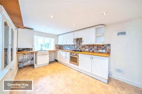 3 bedroom cottage for sale, Montpelier Place, Buxton, Derbyshire, SK17 7EJ