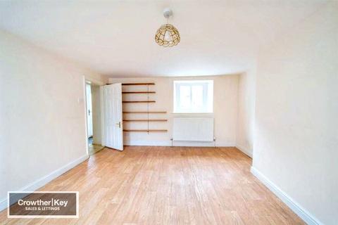 3 bedroom cottage for sale, Montpelier Place, Buxton, Derbyshire, SK17 7EJ
