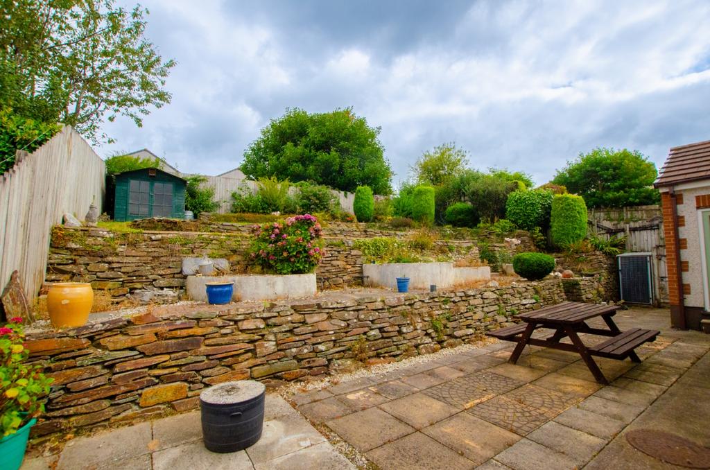 20 Scarletts Well Park TPS Bodmin Branch 01208 872