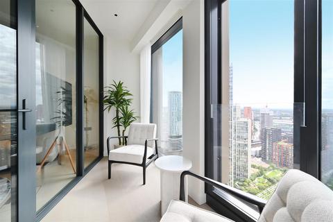 2 bedroom apartment to rent, Nine Elms Lane, London