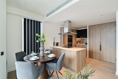 2 bedroom apartment to rent, Nine Elms Lane, London