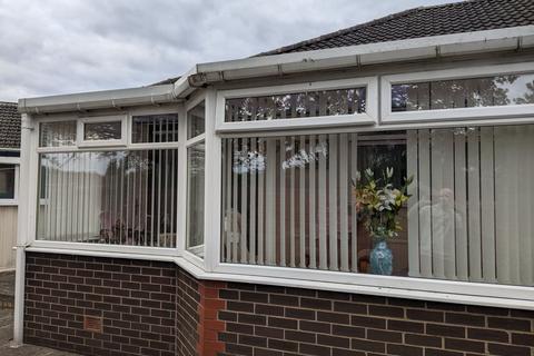 2 bedroom semi-detached bungalow for sale, Rose Garth, Wakefield, WF4