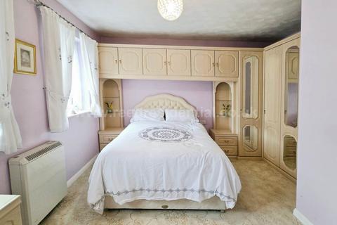 1 bedroom flat for sale, Baxter Avenue, Southend On Sea