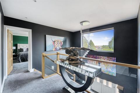 undefined, Chipstead Way, Banstead