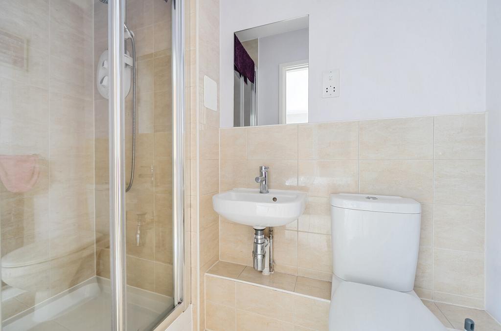 1341637-7-68a5928...