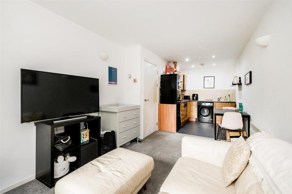 6 eton court-9.jpg