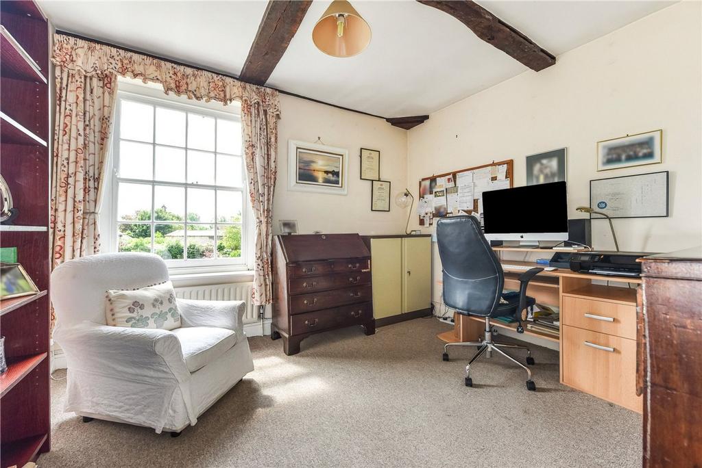 Bedroom/Study