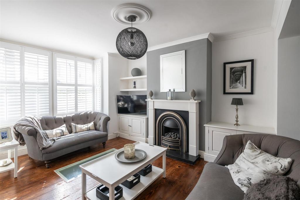 82 Lesbourne Rd internals-5.jpg