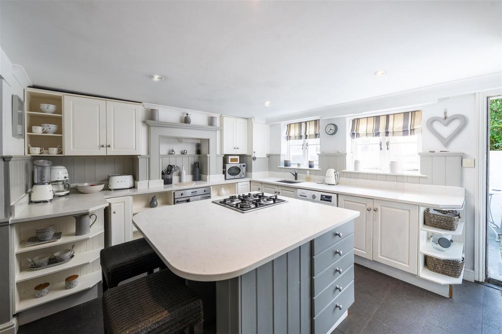 82 Lesbourne Rd internals-14.jpg