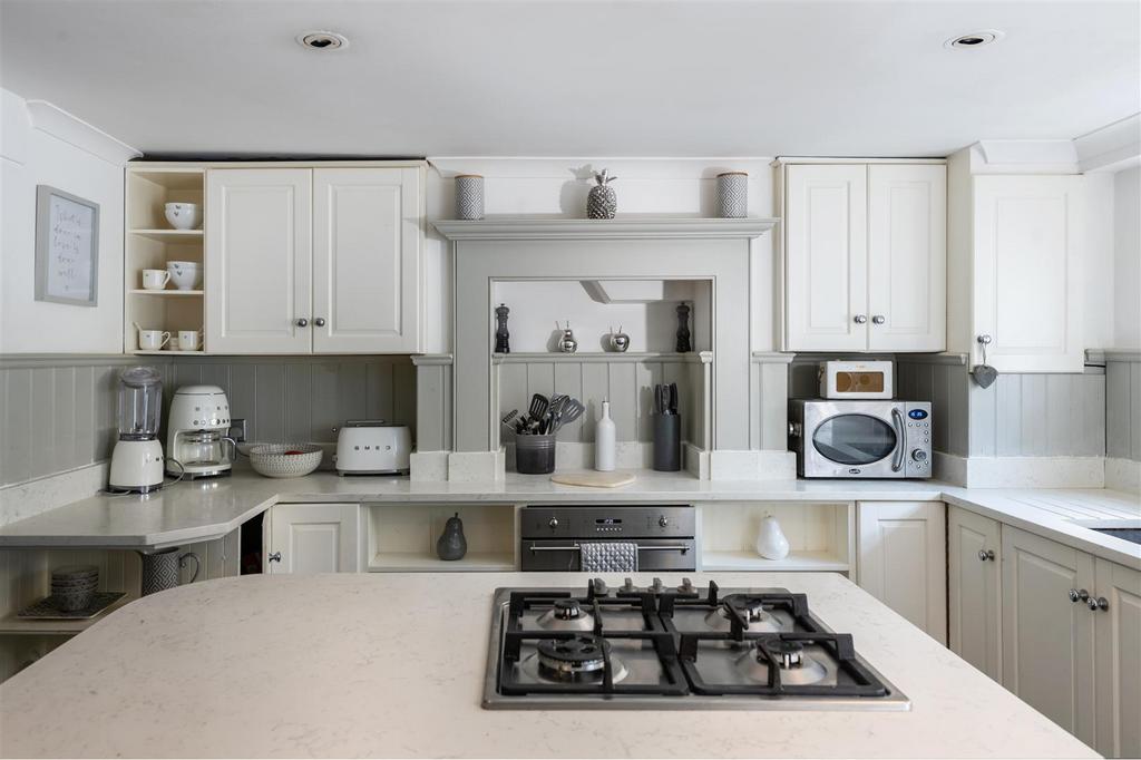 82 Lesbourne Rd internals-15.jpg