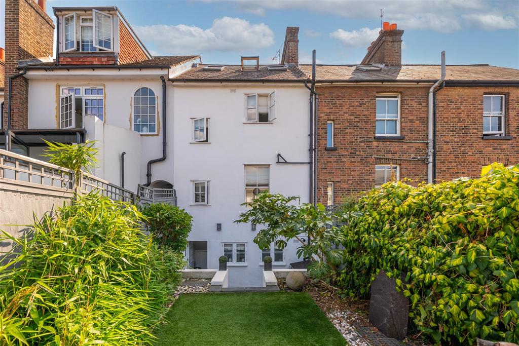 82 Lesbourne Rd externals-8.jpg