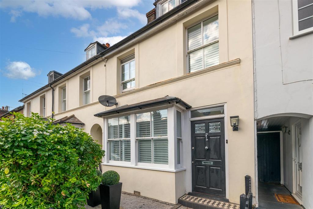 82 Lesbourne Rd externals-14.jpg