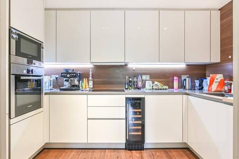 2 bedroom flat for sale, Devan Grove, Manor House, London, N4