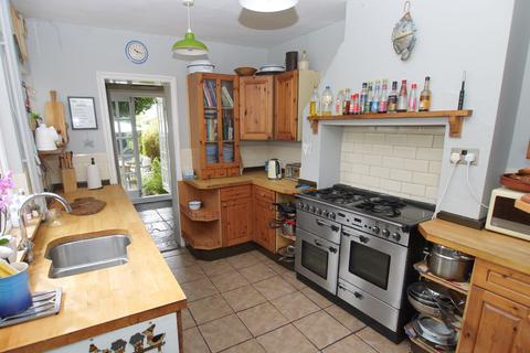 4 bedroom semi-detached house for sale, Donnington Road, Dunton Green, TN13
