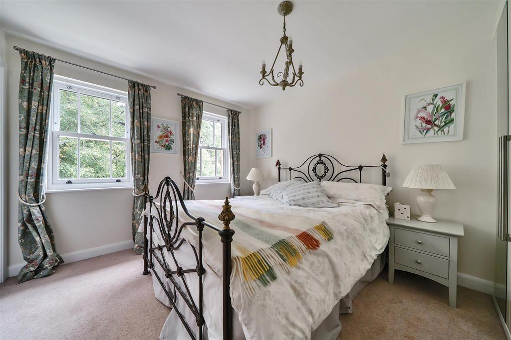 Bed 2 (2).jpg